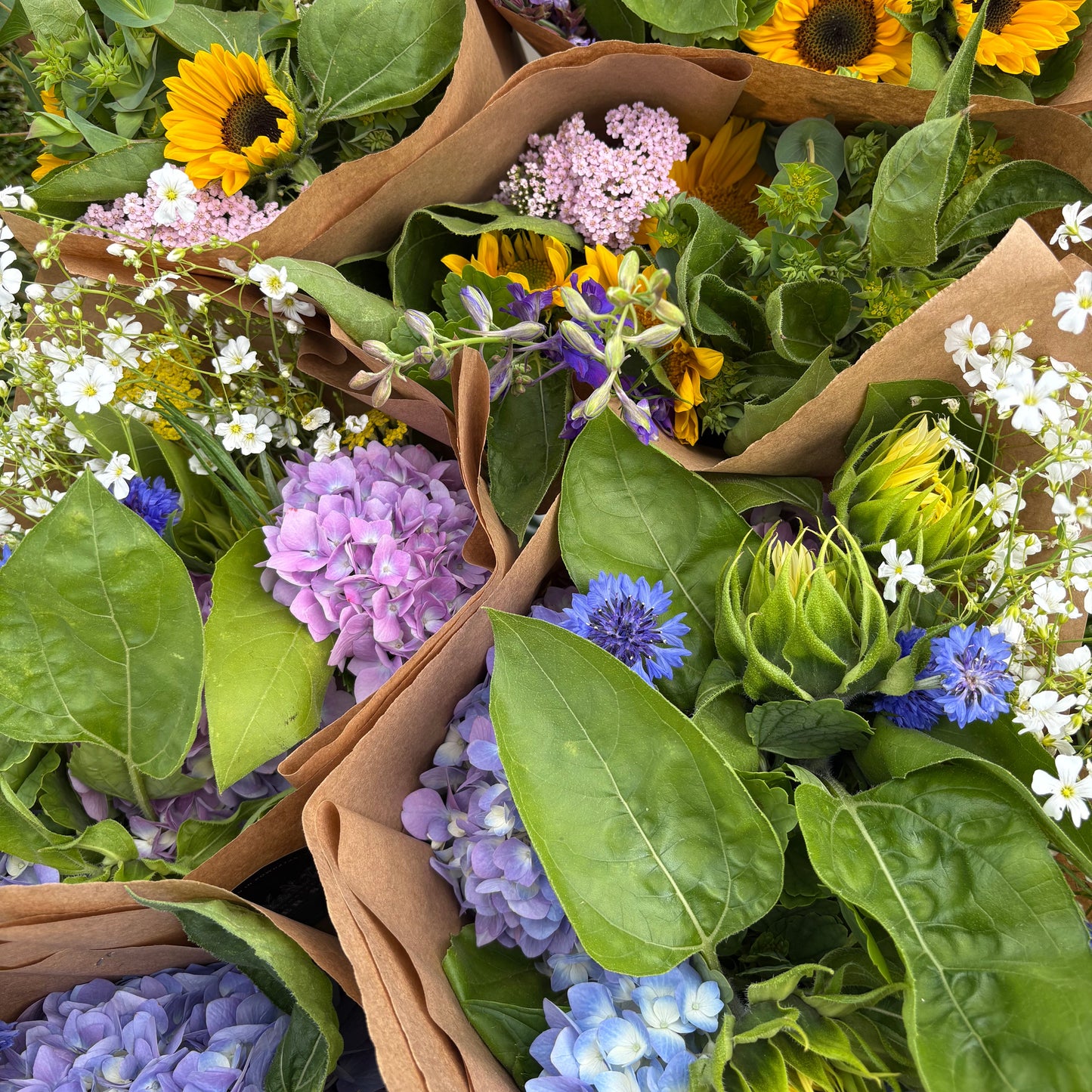 Deluxe Bouquet Pre-Order