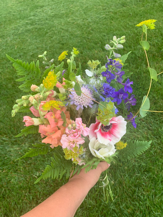 Super Fresh Seasonal Bouquet - May 23, 24, 25