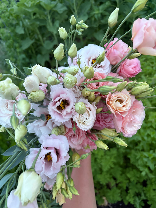 Specialty Lisianthus Bouquet